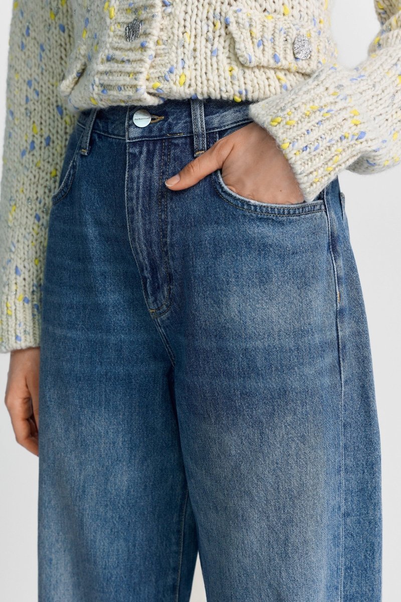 Mittelblaue Jeans mit Front-Wash - Image 4