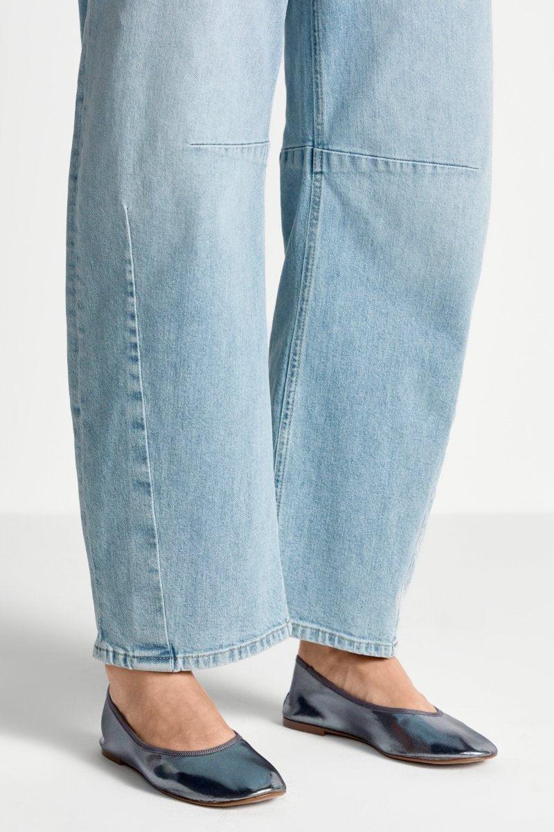 High-Waist Utility Jeans - Image 4