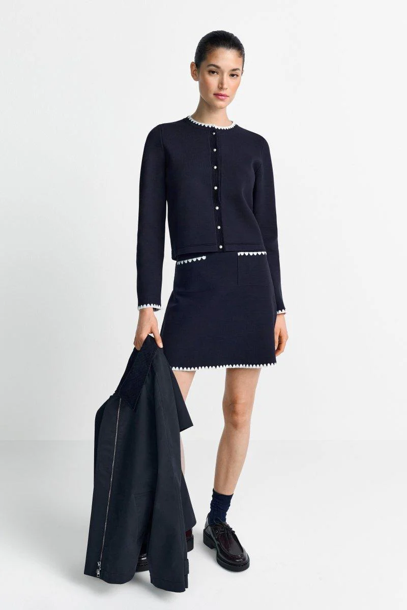 Kurzer Cardigan mit Knöpfen - Image 3