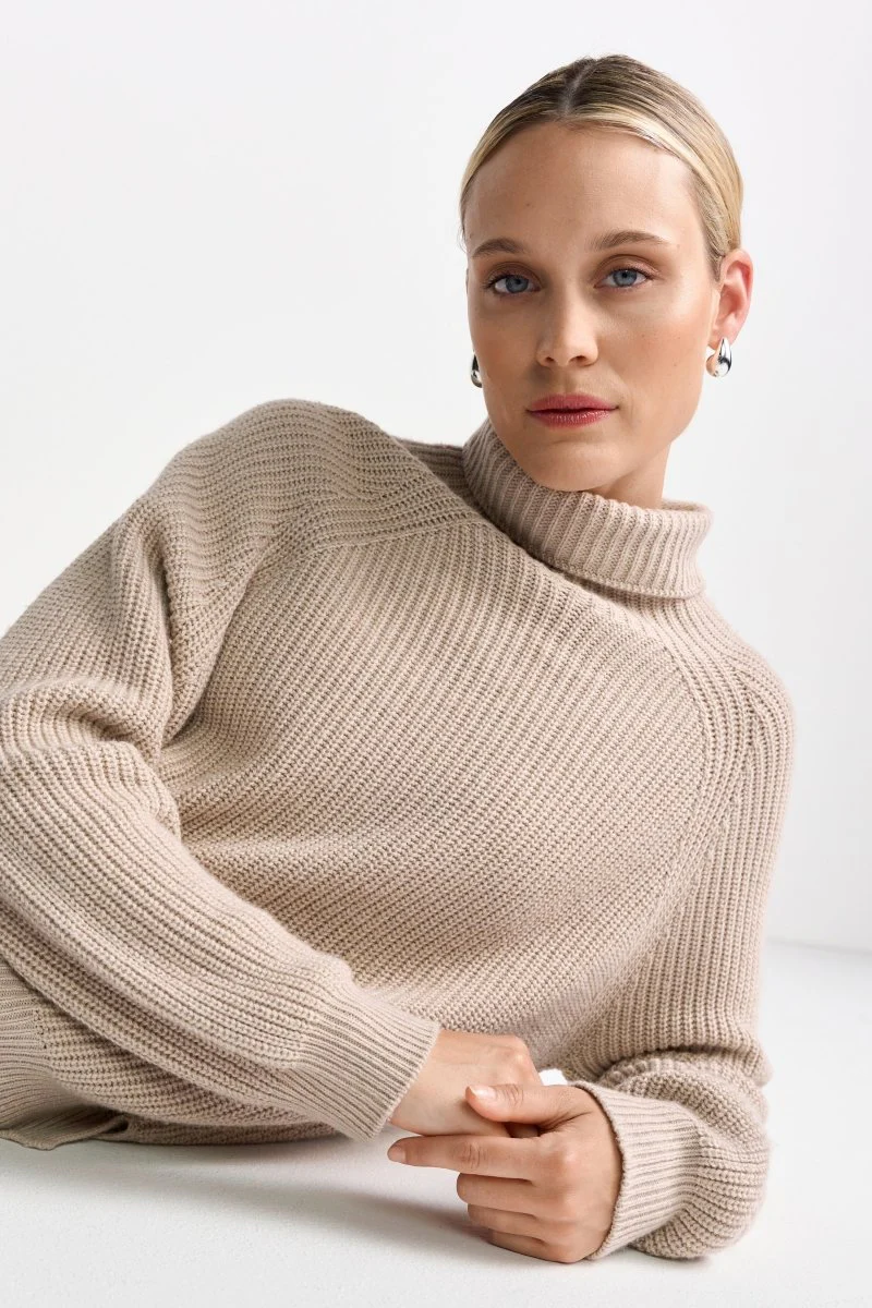 Strickpullover mit Rollkragen - Image 7