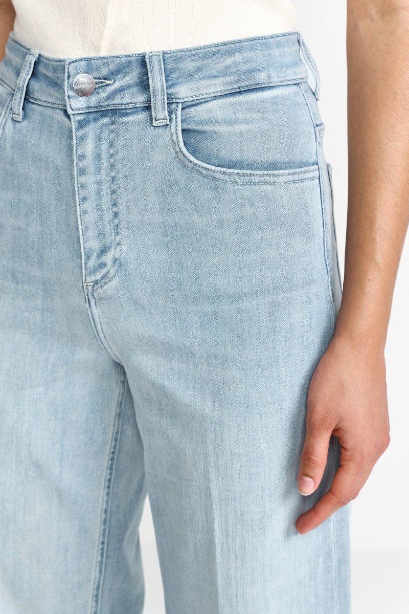 Hellblaue Wide-Leg-Jeans - Image 5