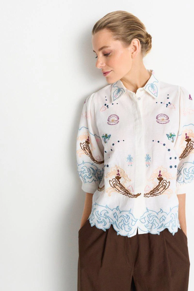 Bluse mit Stickerei - Image 4