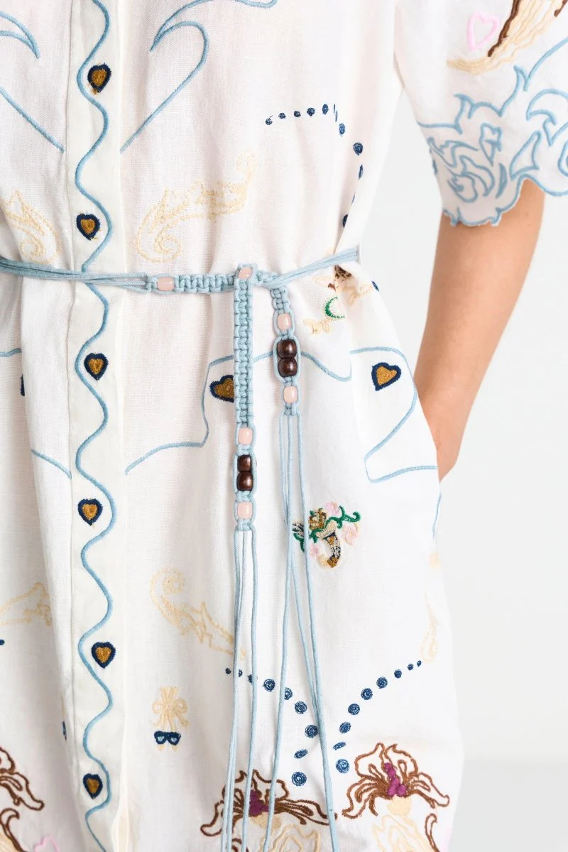 Hemdblusenkleid mit Muschelstickerei - Image 4