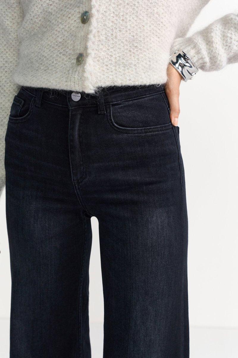 High-Waist-Jeans - Image 5