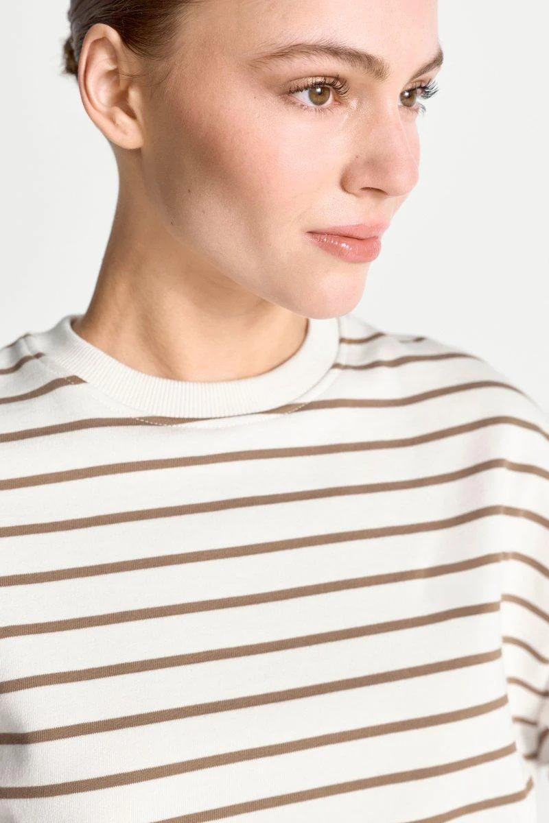 Gestreiftes Oversize-Sweatshirt - Image 13
