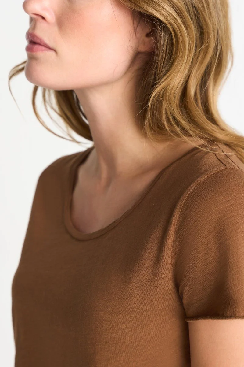 T-Shirt mit offenen Kanten - Image 4