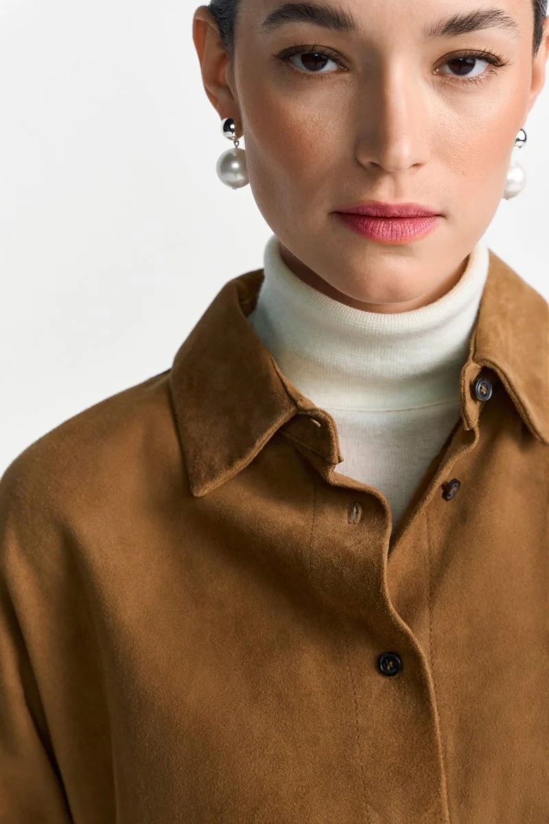 Cognacbraune Hemdjacke aus Velours - Image 6
