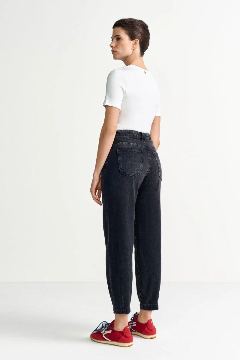 Schwarze Jeans im Slouchy Fit - Image 4