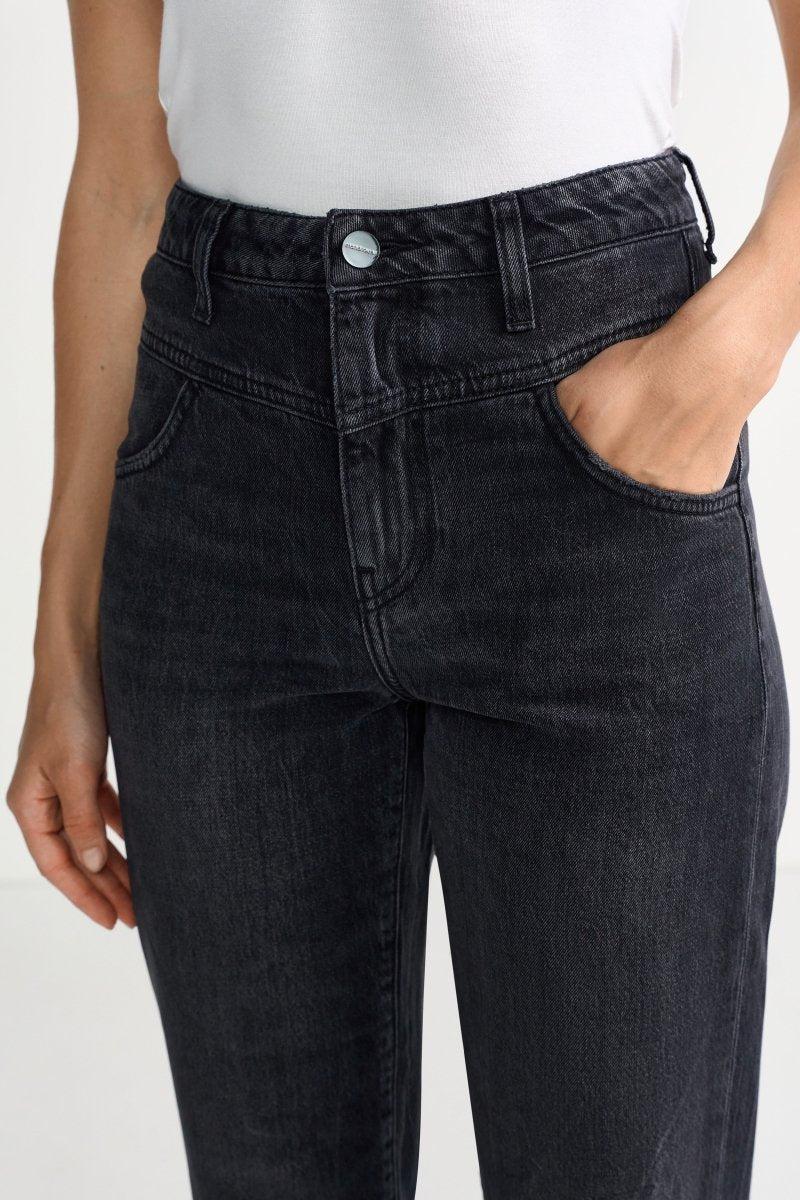 Schwarze Jeans im Slouchy Fit - Image 5