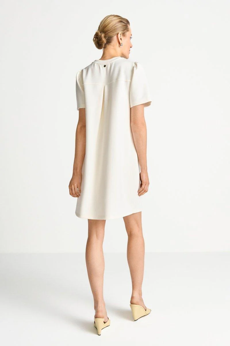 T-Shirt-Kleid mit Puffärmeln - Image 14