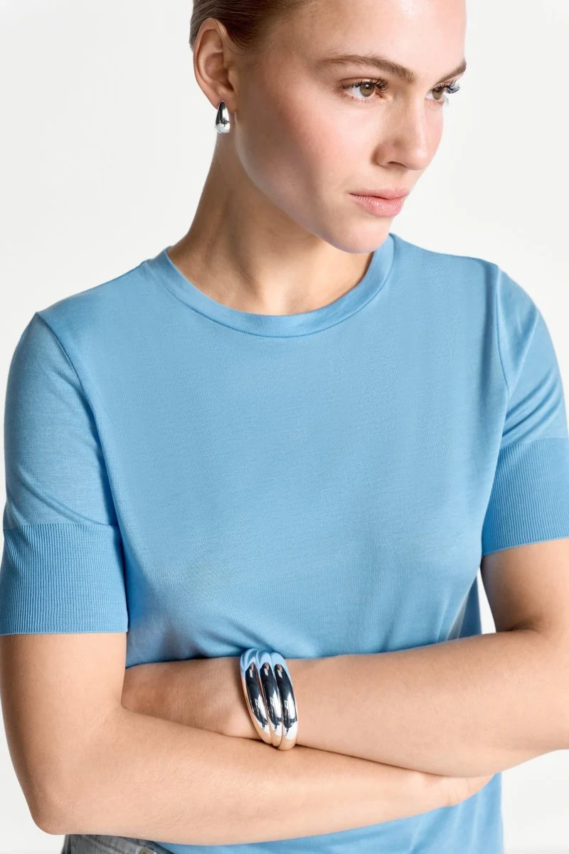 T-Shirt mit gerippten Ärmelabschlüssen - Image 8