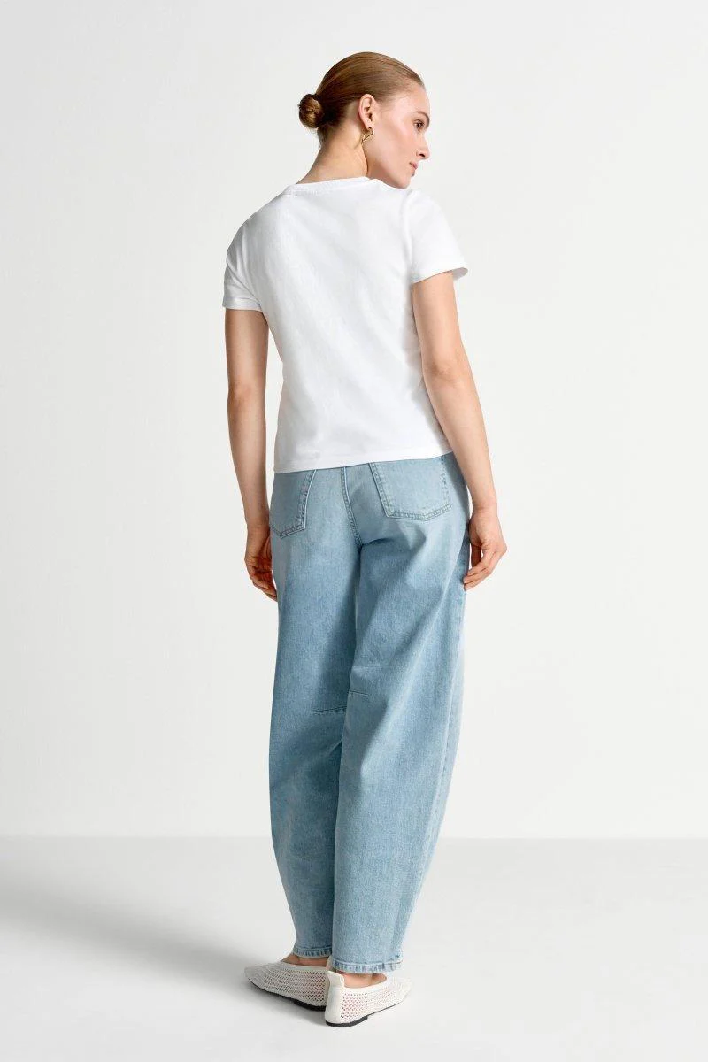 T-Shirt mit Blumenstickerei - Image 4