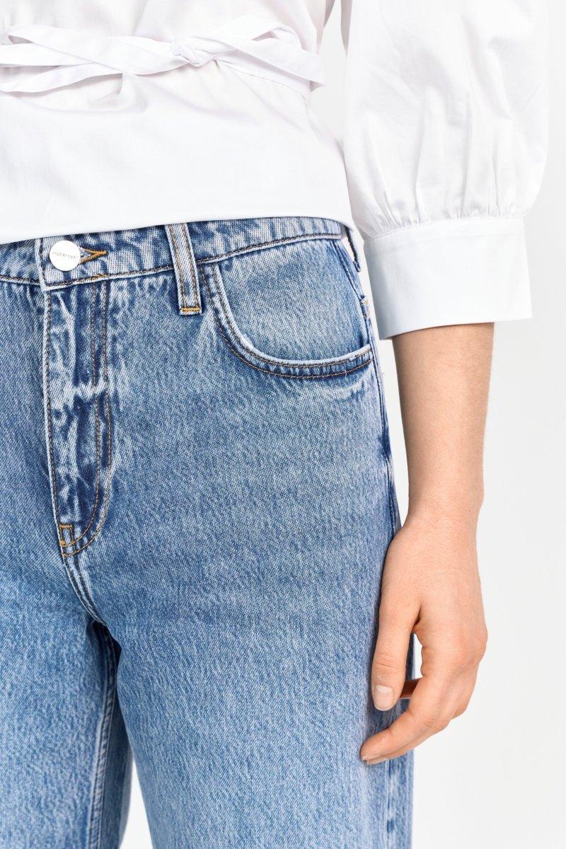 Hellblaue Jeans im Loose Fit - Image 5